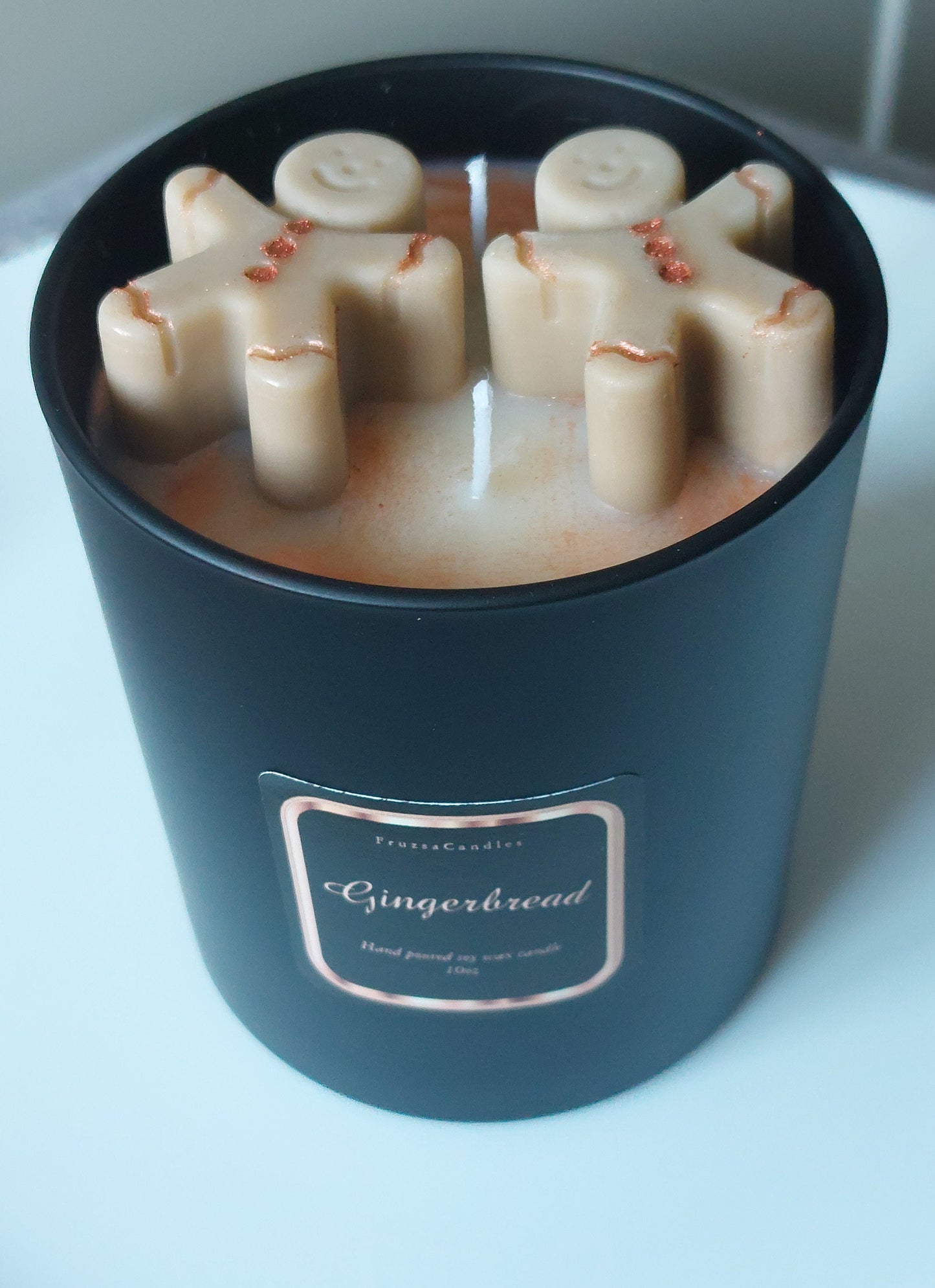 Gingerbread Scented Candle/Luxury Matt Black Jar/Handcrafted Highly Scented Soy Candle